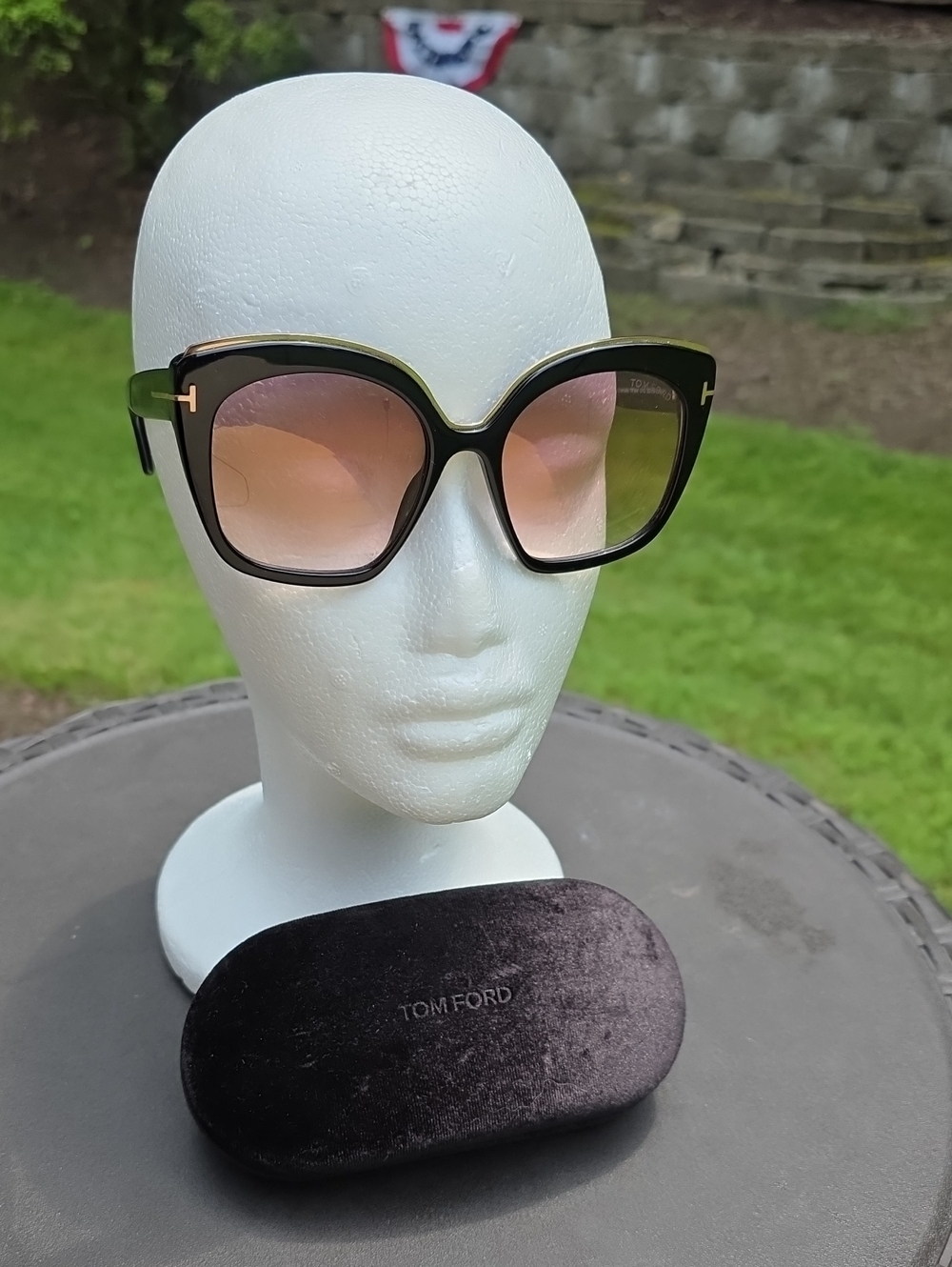 Tom Ford Chantalle Cat-Eye Sunglasses 55mm TF944 EUC